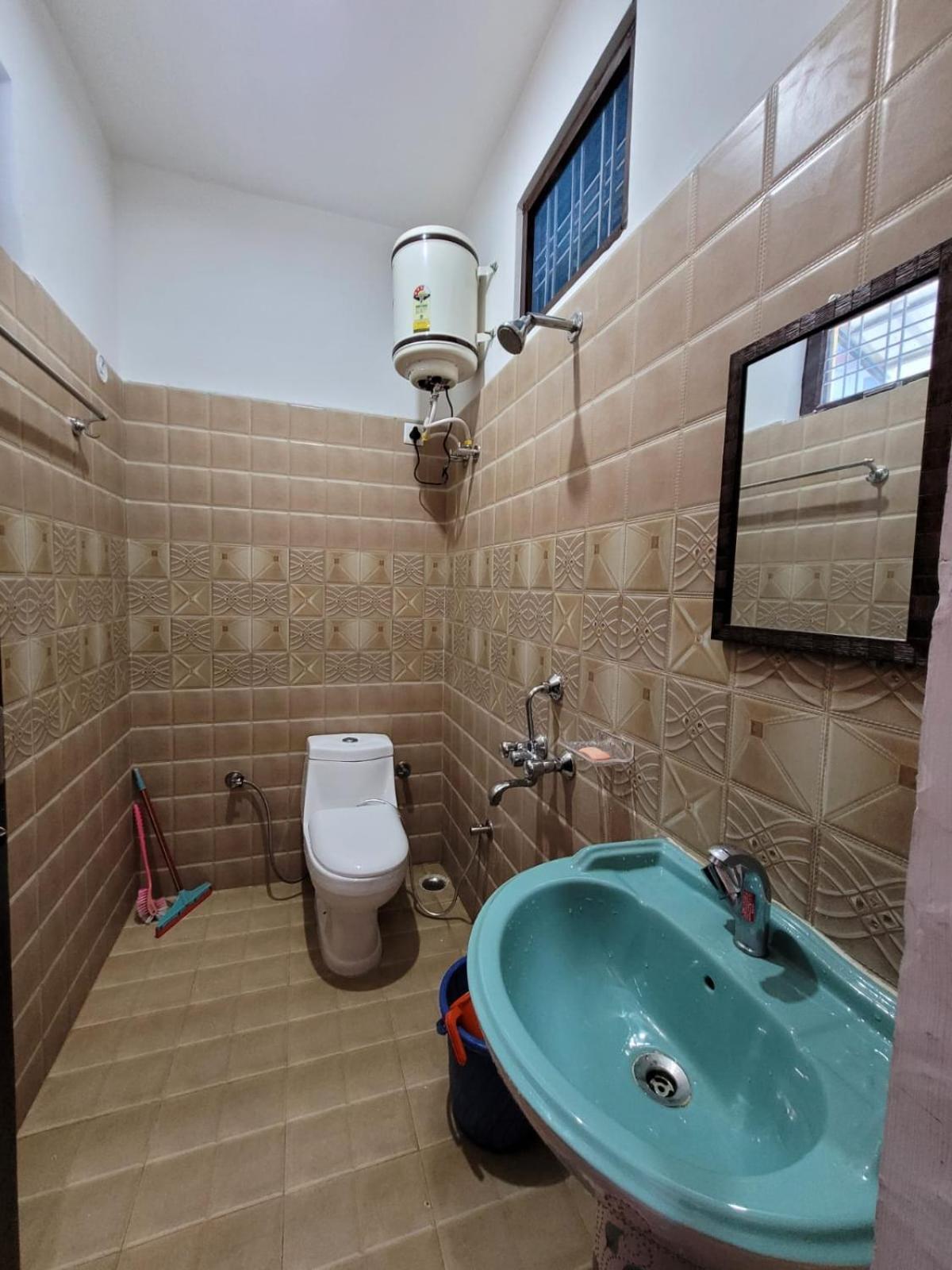 Goodwill Home Stay アルモラ エクステリア 写真